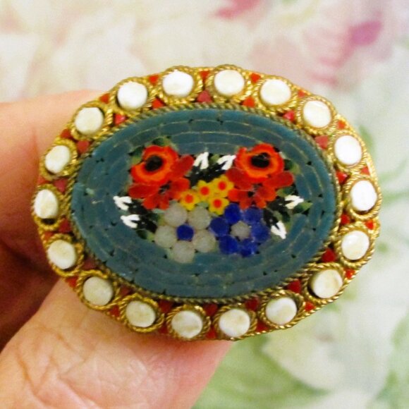 VINTAGE Italian Micromosaic Brooch: Floral Tesserae Tile Micro Mosaic Pin - Picture 6 of 14